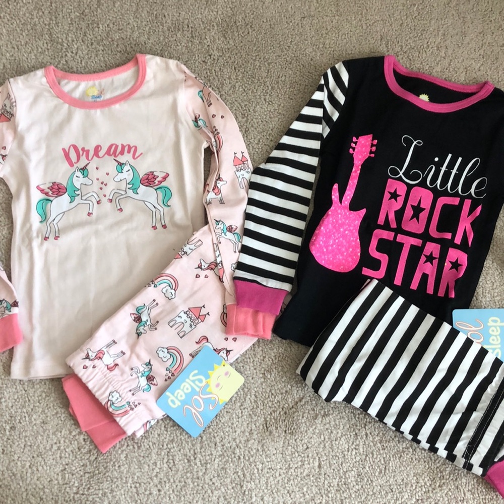 2 pack pajamas 3T. NEW WITH TAGS.